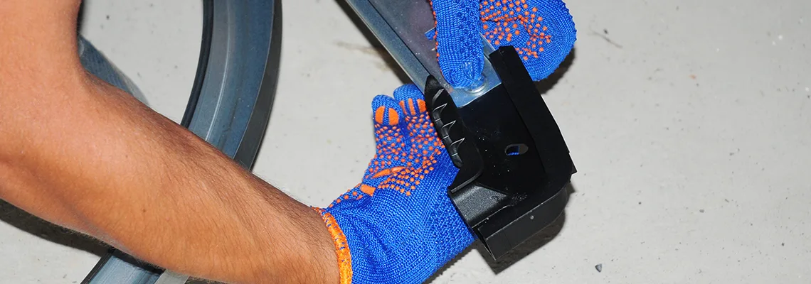 Sticky Roll Up Garage Door Repair in Tamarac, Florida