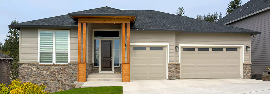 Repair Shaky Garage Door When Closing in Tamarac, Florida