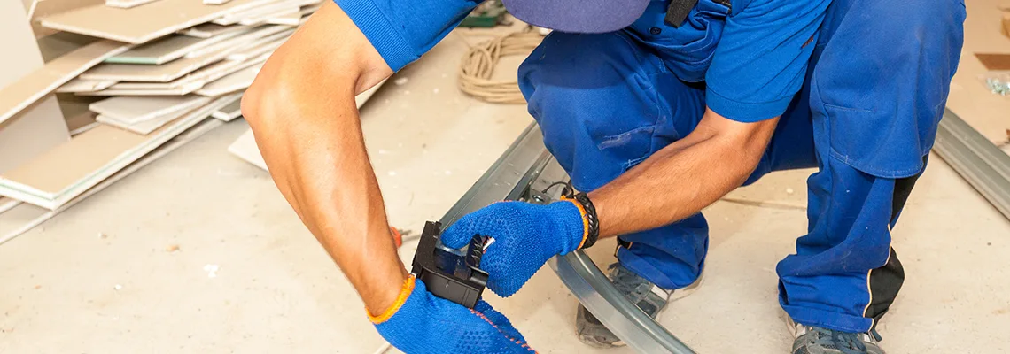 Fix Vinyl Garage Door Loud Noise in Tamarac, FL