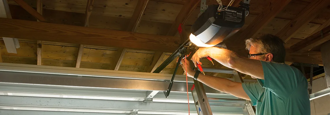 Garage Door Panel Troubleshooting in Tamarac, Florida